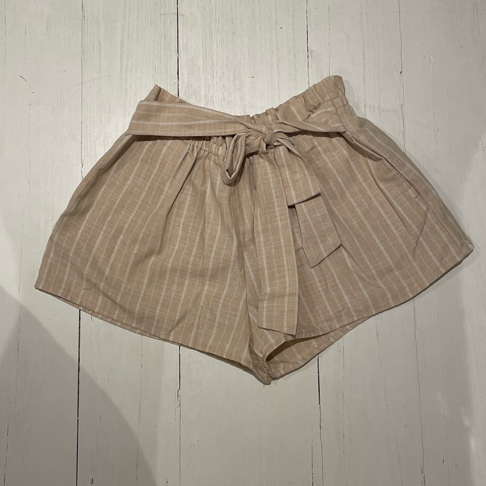 Linen shorts